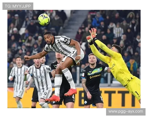 埃因霍温足球俱乐部的历史高光:回顾2005年第四座双冠王伟业