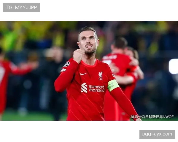 亨德森精准传球助力中场运转,获业内一致好评 亨德森精准传球助力中场运转,获业内一致好评