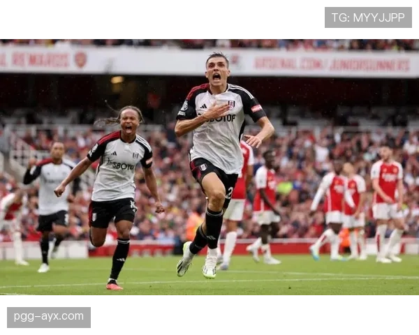 水晶宫争取联赛重要胜利，状态回暖值得关注